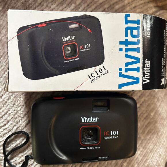 Vivitar IC101 Panorama 35mm Focus Free Point & Shoot Film Camera, NEW Open Box - Picture 1 of 7